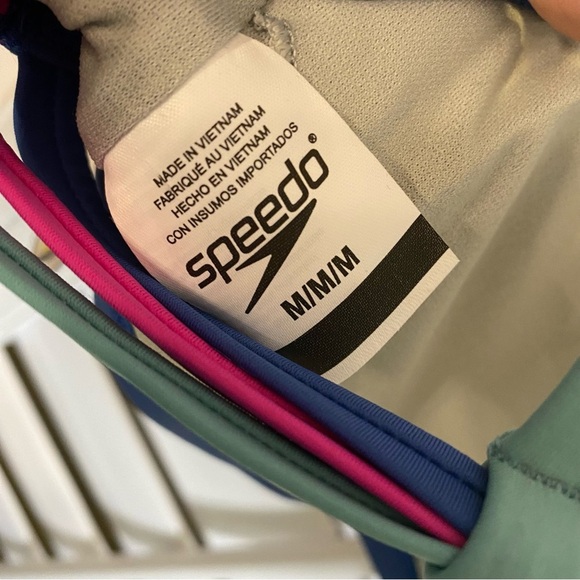 NWT Speedo Women’s Bright Cobalt Swim Bikini Top with Colorful Straps, Medium - Picture 7 of 7